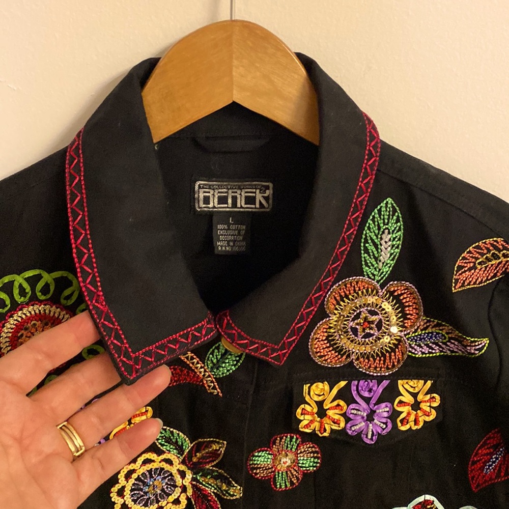 Berer Womens Jacket - Picture 2 of 10